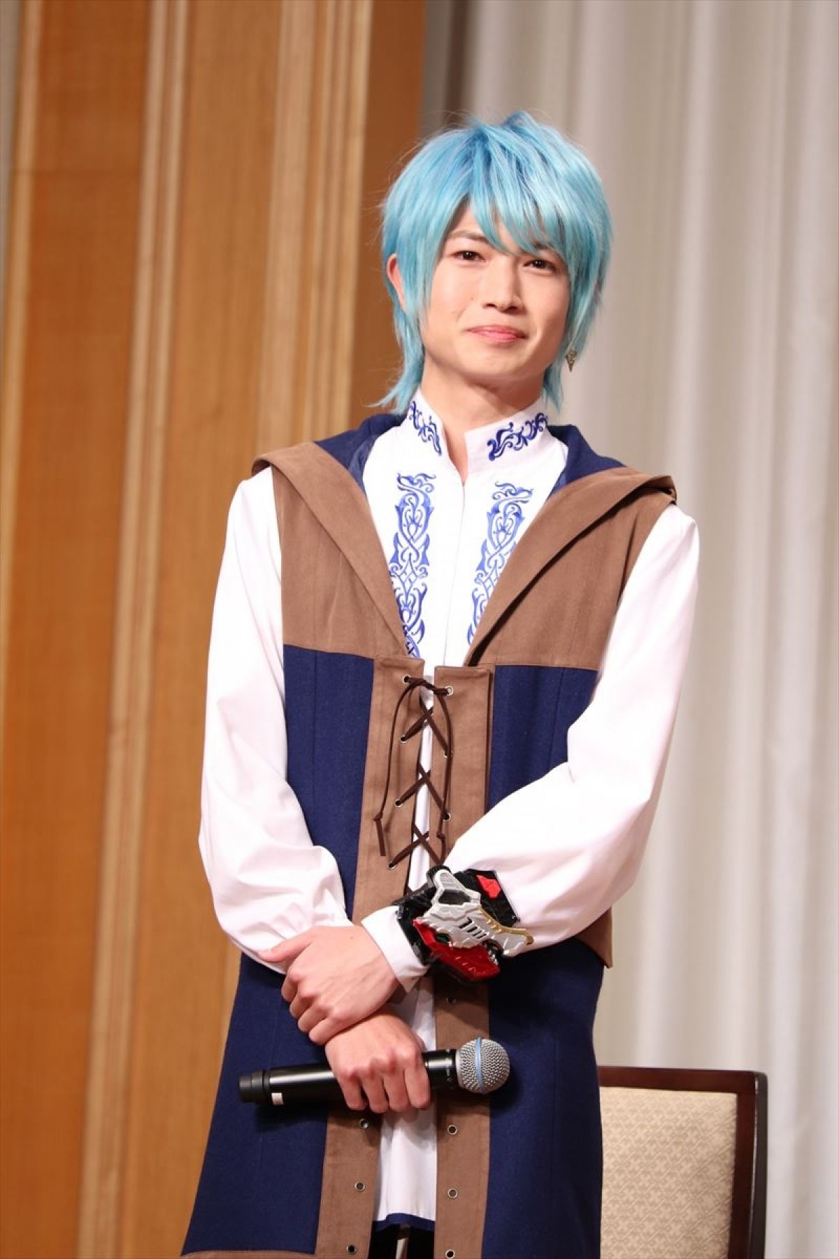 仮面ライダーファンのISSA、劇場版への出演に「涙が出ました」
