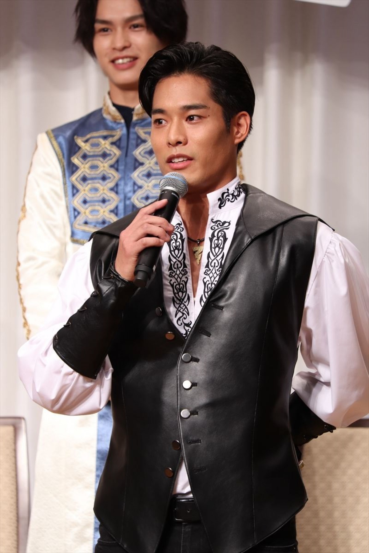 仮面ライダーファンのISSA、劇場版への出演に「涙が出ました」