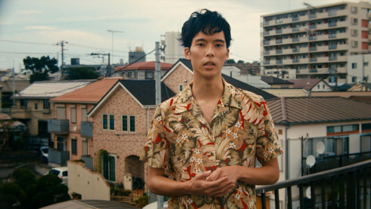 遠藤新菜×SUMIRE『TOURISM』、独特の彩色でシンガポールを映す予告公開