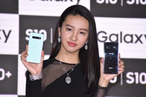 「新製品 Galaxy S10 発売記念イベント」に登場したKoki，