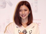 真野恵里菜、「Avene アンバサダー就任発表会」に出席