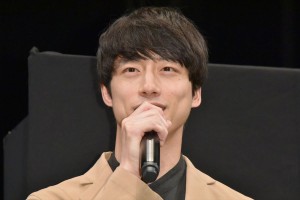 映画『劇場版 ファイナルファンタジーXIV 光のお父さん』完成披露試写会に登場した坂口健太郎