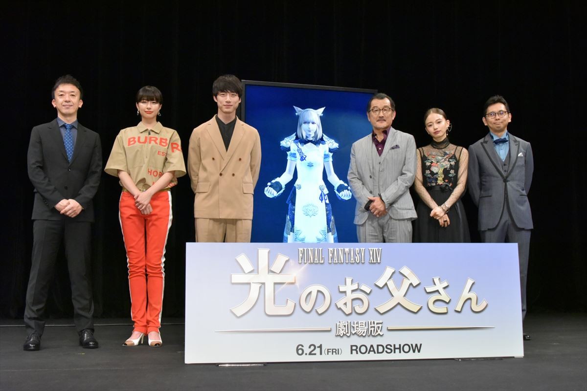 坂口健太郎、筋トレに熱中　吉田鋼太郎も胸筋絶賛「スッゴい」