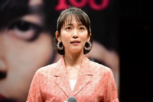 映画『パラレルワールド・ラブストーリー』公開直前イベントに登場した吉岡里帆