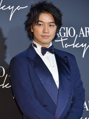 「GIORGIO ARMANI 2020 CRUISE COLLECTION SHOW」に来場した斎藤工