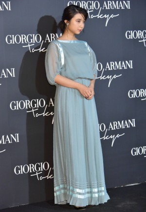 「GIORGIO ARMANI 2020 CRUISE COLLECTION SHOW」に来場した上白石萌歌