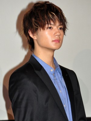 佐野勇斗、映画『小さな恋のうた』公開記念舞台あいさつに登壇