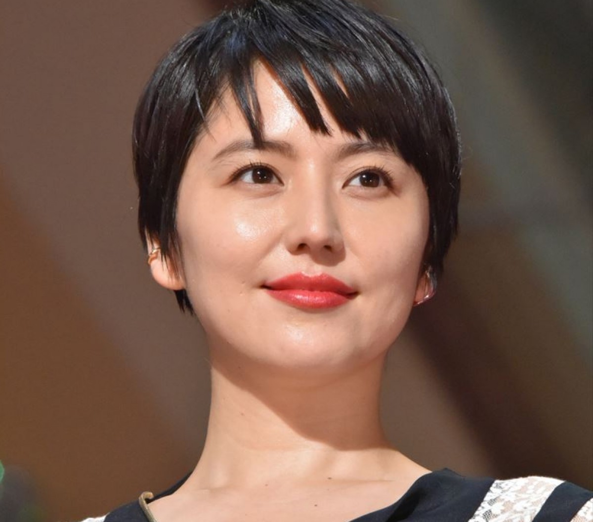 「美しすぎます」長澤まさみ、“蔵出しショット”を連投　有村架純もリプライ