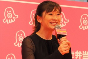 映画『今日も嫌がらせ弁当』完成披露イベントに登場した篠原涼子