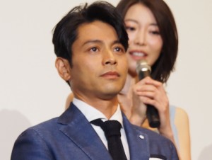 吉沢悠、映画『ライフ・オン・ザ・ロングボード 2nd Wave』初日舞台挨拶に登場