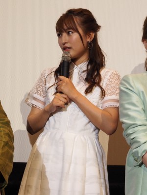 森高愛、映画『ライフ・オン・ザ・ロングボード 2nd Wave』初日舞台挨拶に登場