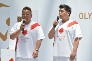 「東京 2020 オリンピック聖火リレー イベント」に登場したサンドウィッチマン
