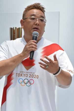 「東京 2020 オリンピック聖火リレー イベント」に登場したサンドウィッチマン・伊達みきお