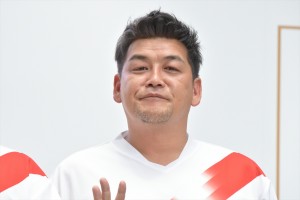 「東京 2020 オリンピック聖火リレー イベント」に登場したサンドウィッチマン・富澤たけし