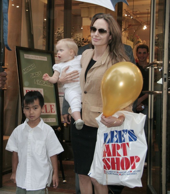 アンジェリーナ・ジョリー、シャイロ、Angelina Jolie