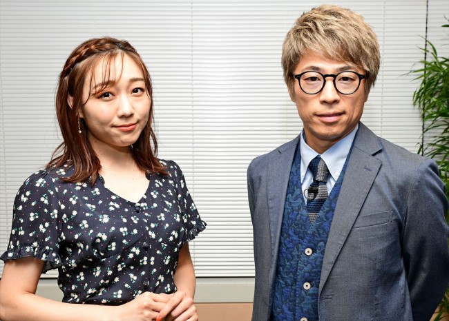 (左から)テレビ東京『0.1%の奇跡!衝撃 逆転無罪ミステリー』囲み取材に登場した須田亜香里、田村淳