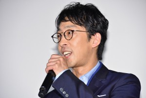 『新聞記者』完成披露上映会に登場した北村有起哉