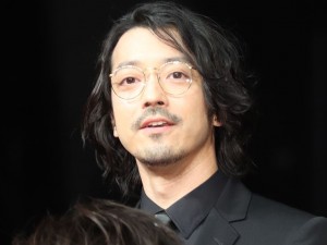 映画『Diner ダイナー』ジャパンプレミアに登場した金子ノブアキ