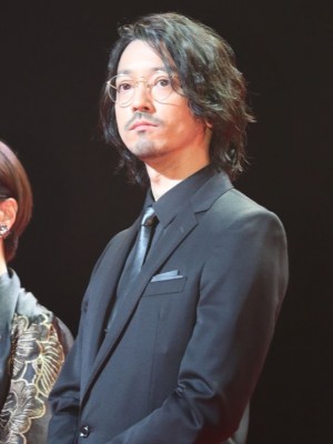 映画『Diner ダイナー』ジャパンプレミアに登場した金子ノブアキ