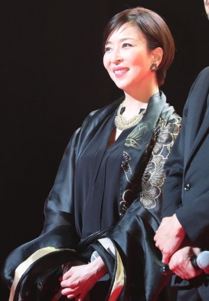 映画『Diner ダイナー』ジャパンプレミアに登場した真矢ミキ