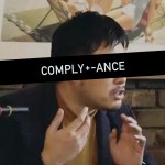 『COMPLY＋－ANCE』より