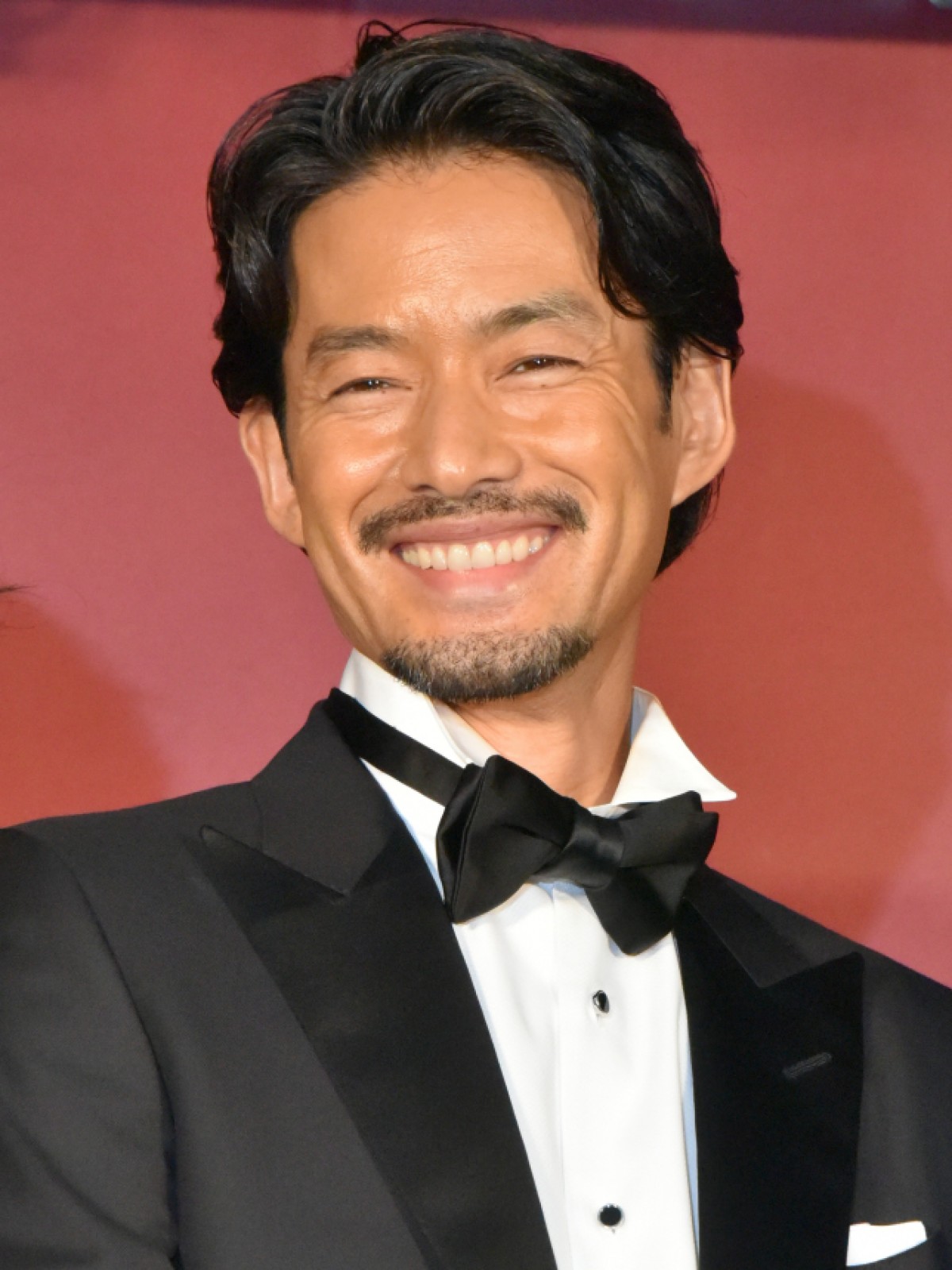 松坂桃李1位、田中圭が2位「結婚したい男性俳優」トップ10！