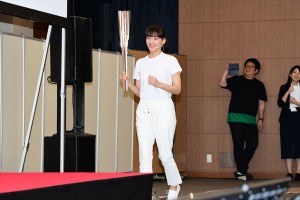 綾瀬はるか、東京2020オリンピック 聖火ランナー公募キャンペーン発表会に登場