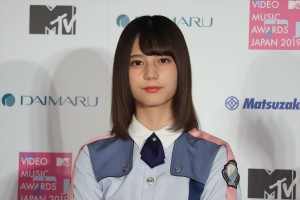 小坂菜緒、『大丸・松坂屋アプリ』サービス及びキャンペーン発表会、『MTV VMAJ 2019 -THE LIVE-』MC発表会に登場