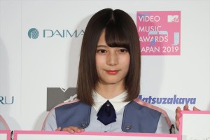 小坂菜緒、『大丸・松坂屋アプリ』サービス及びキャンペーン発表会、『MTV VMAJ 2019 -THE LIVE-』MC発表会に登場