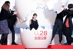 映画『ホットギミック ガールミーツボーイ』完成披露イベントに登場した堀未央奈