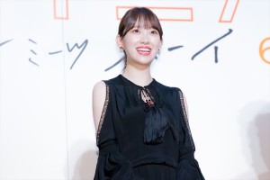 映画『ホットギミック ガールミーツボーイ』完成披露イベントに登場した堀未央奈