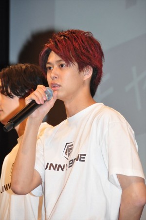 映画『午前0時、キスしに来てよ』Funny boneキャストお披露目イベントに登場した鈴木勝大