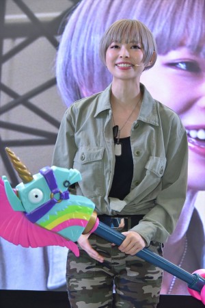 最上もが、東京おもちゃショー2019『フォートナイト フィギュア発売決定記念ステージ』に登場