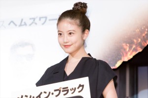 『メン・イン・ブラック：インターナショナル』初日舞台挨拶に登場した今田美桜