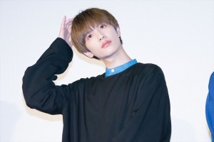 映画『潤一』公開記念舞台挨拶に登場した志尊淳