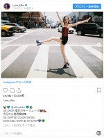 こちらのショットも美脚 ※「水原希子」インスタグラム