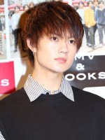 佐野勇斗、『M！LKサード写真集　香港みるくチャッ』発売記念イベントに出席