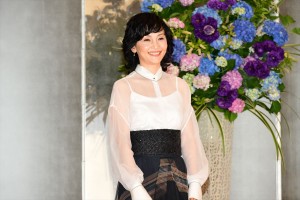 南果歩、大河ドラマ『麒麟がくる』出演者発表会見に登場