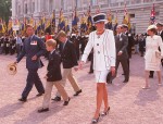 チャールズ皇太子＆ダイアナ妃とウィリアム王子＆ハリー王子（1995年8月の対日戦勝記念日の祝賀会にて）