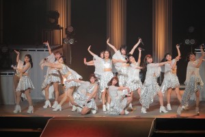 アンジュルム・和田彩花の卒業コンサートの模様