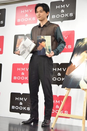 「吉沢亮 写真展 2019」囲み取材に登場した吉沢亮