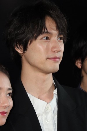 福士蒼汰、映画『ザ・ファブル』公開記念舞台挨拶に出席