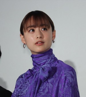 山本美月、映画『ザ・ファブル』公開記念舞台挨拶に出席