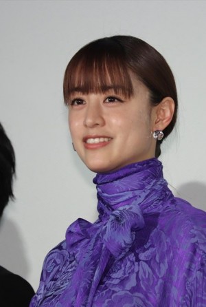 山本美月、映画『ザ・ファブル』公開記念舞台挨拶に出席