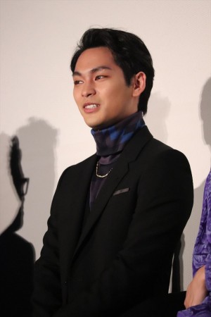 柳楽優弥、映画『ザ・ファブル』公開記念舞台挨拶に出席