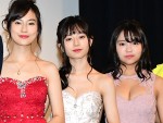 【写真】『都立水商！』伊藤萌々香、胸元あらわなキャバ嬢ドレス姿