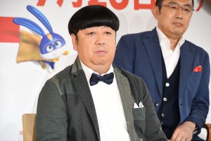 映画『ペット2』吹替版完成会見に登場した日村勇紀（バナナマン）