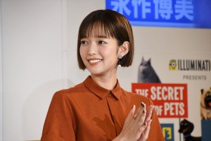 映画『ペット2』吹替版完成会見に登場した佐藤栞里