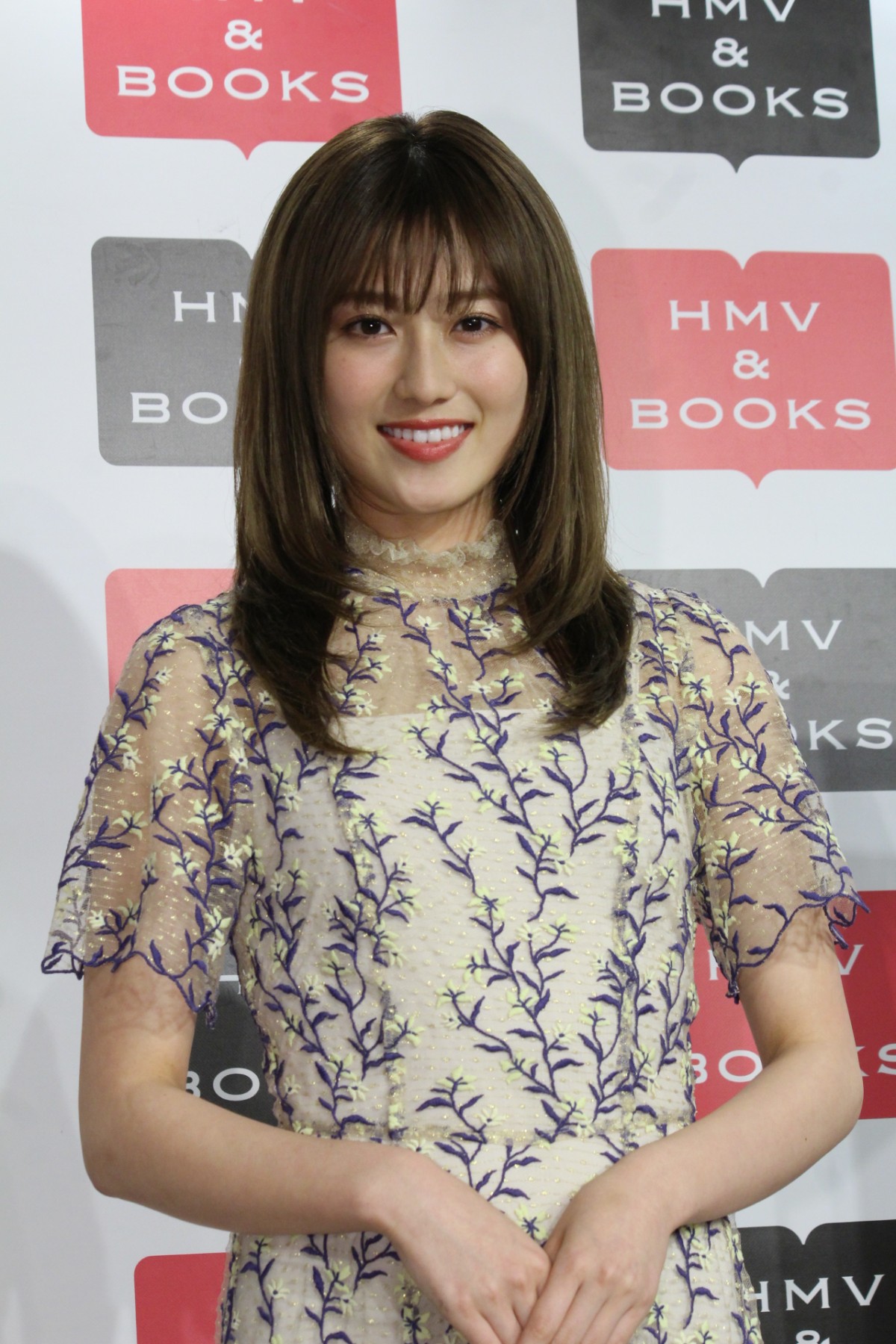 欅坂46・守屋茜、初の水着に挑戦も「誌面で見ると恥ずかしくなってきました」