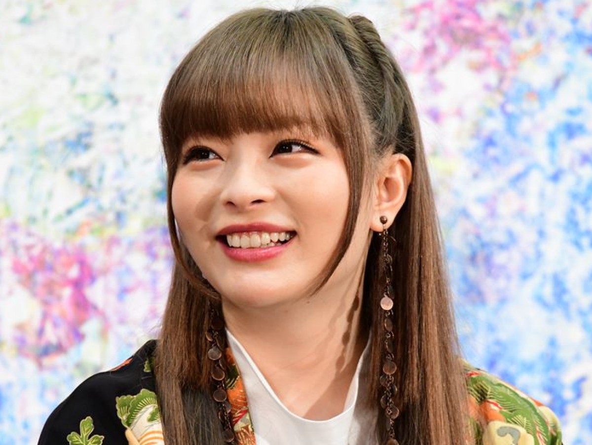 きゃりーぱみゅぱみゅ、“オトナのお姉さん”風に！ 髪色チェンジが大好評